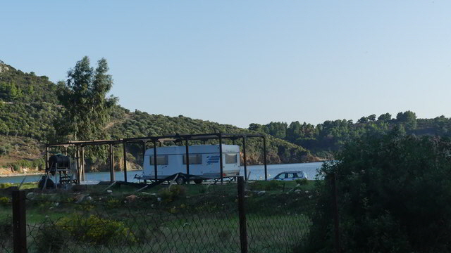 zum marathias beach2